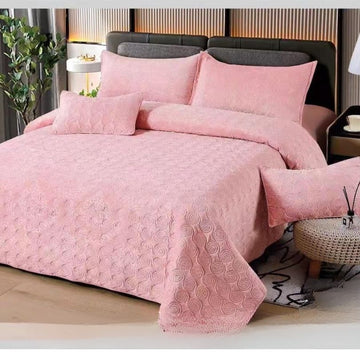 Cuvertura de Pat Catifea – 5 Piese pentru Eleganta si Confort | COD 0033-CF