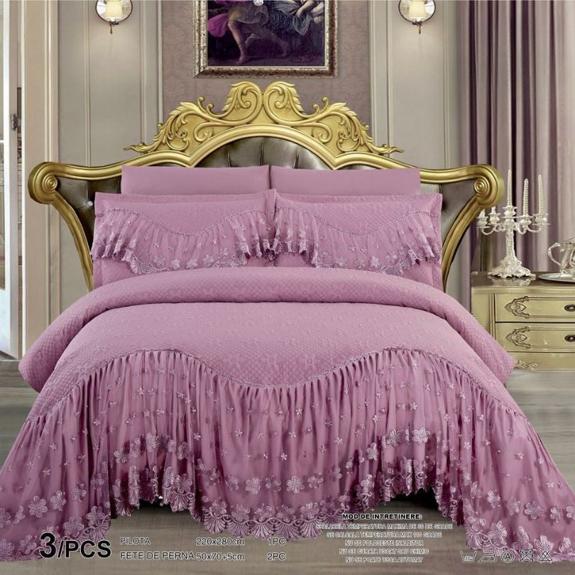 Cuvertura de pat din finet brodat, 3 piese, eleganta si confort pentru dormitor  | 1788-J 