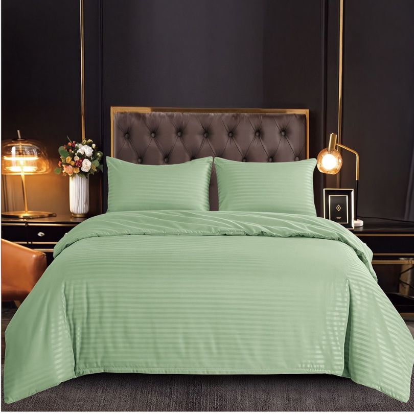 Lenjerie de Pat Damasc 4 Piese cu Elastic – Eleganta si Confort Premium | COD 1516-S