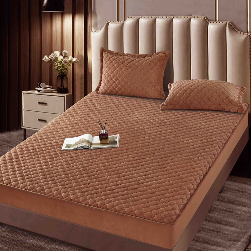 Husa de pat topper catifea – Set complet 3 piese, confort si eleganta pentru patul tau 180X200cm | COD 1527J