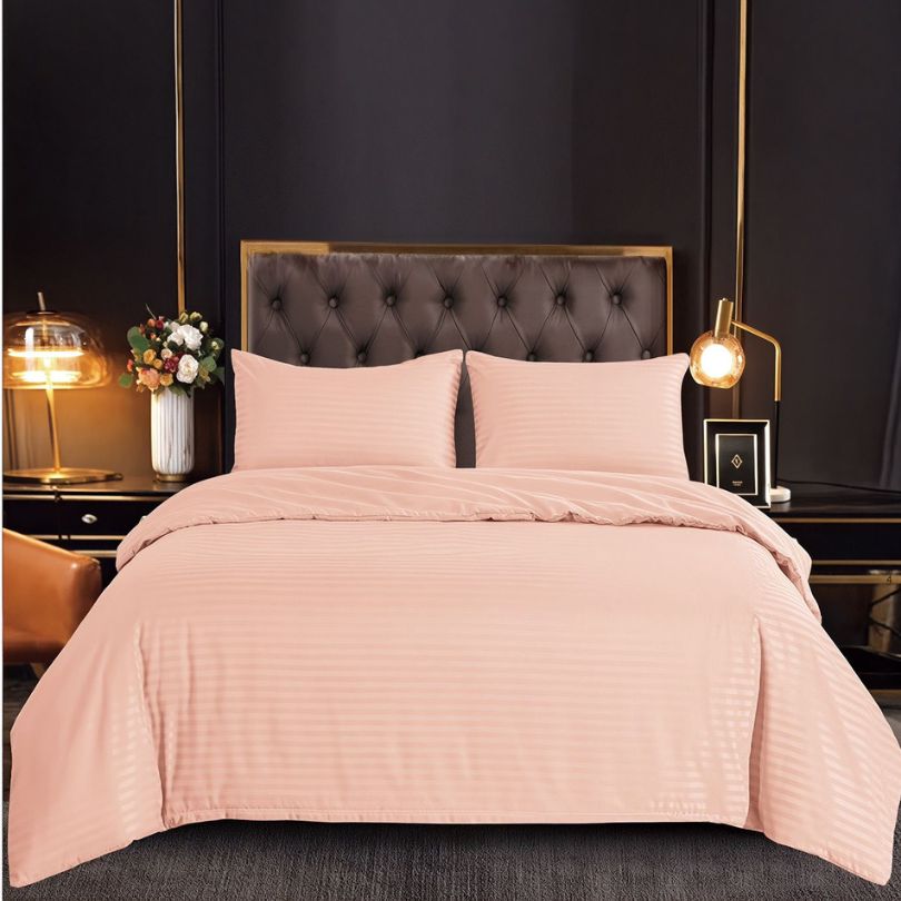 Lenjerie de Pat Damasc 4 Piese cu Elastic – Eleganta si Confort Premium | COD 1524-S