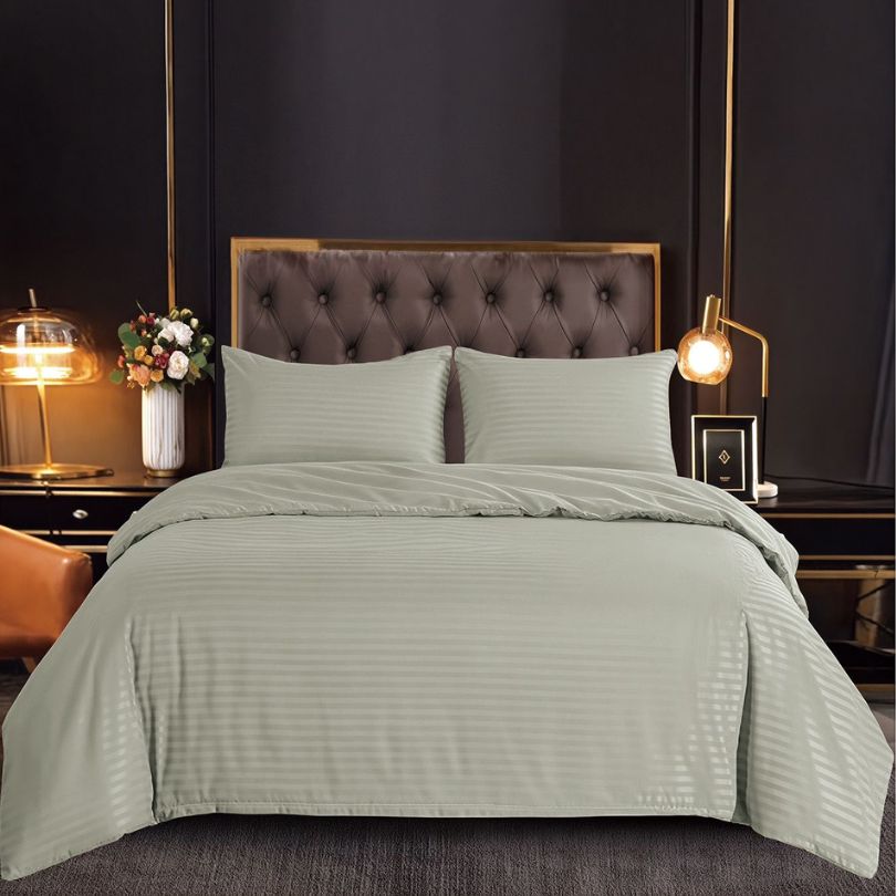 Lenjerie de Pat Damasc 4 Piese cu Elastic – Eleganta si Confort Premium | COD 1529-S