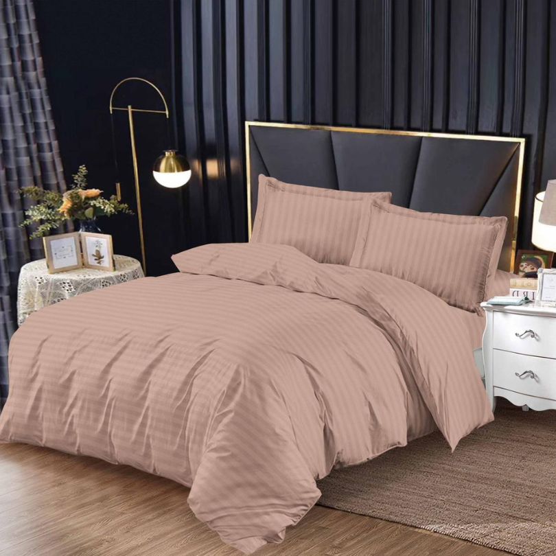 Lenjerie de Pat Damasc 4 Piese cu Elastic – Eleganta si Confort Premium | COD 1617-S