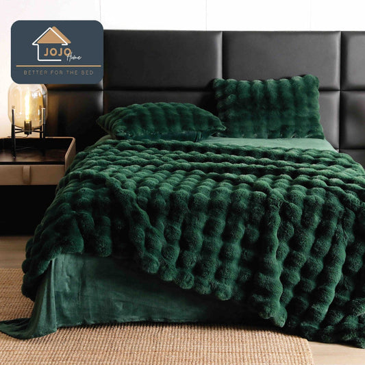 Lenjerie de Pat cu Blanita de Iepure Artificiala - Set 6 Piese | Confort si Eleganta | COD 0859-J