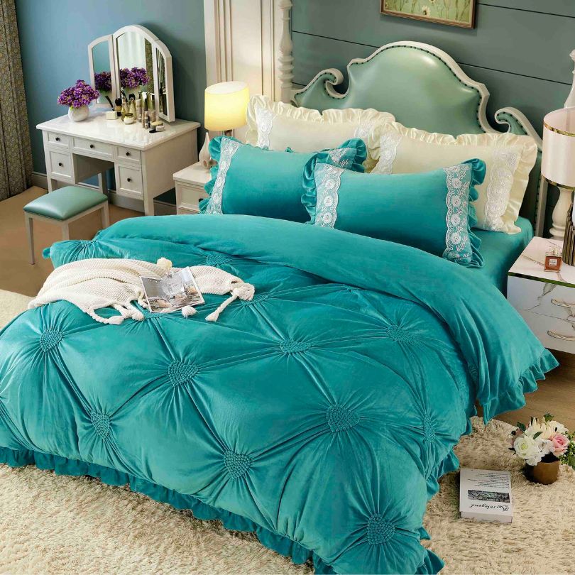 Lenjerie de pat din catifea, 4 piese, ultra fina si eleganta, confort premium |  2422-J 