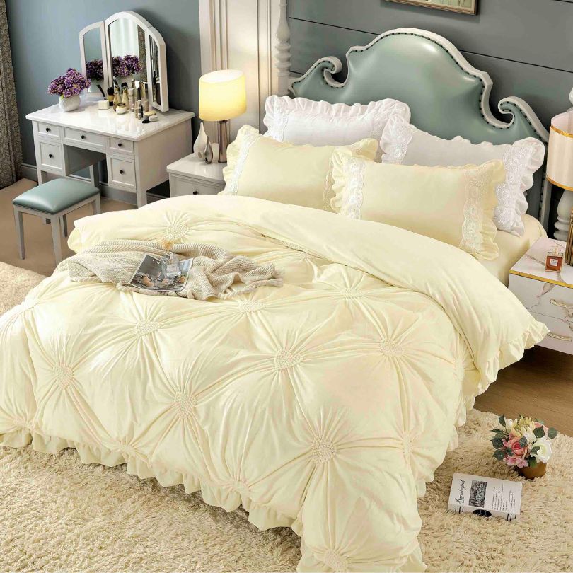Lenjerie de pat din catifea, 4 piese, ultra fina si eleganta, confort premium |  2424-J 
