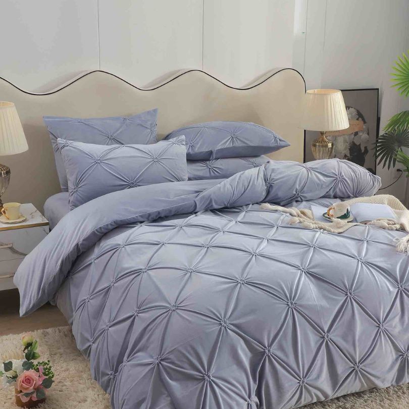 Lenjerie de pat din catifea, 4 piese, ultra fina si eleganta, confort premium |  2427-J