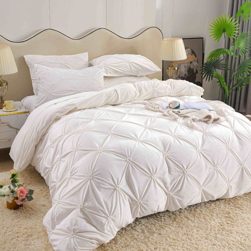 Lenjerie de pat din catifea, 4 piese, ultra fina si eleganta, confort premium |  2433-J 